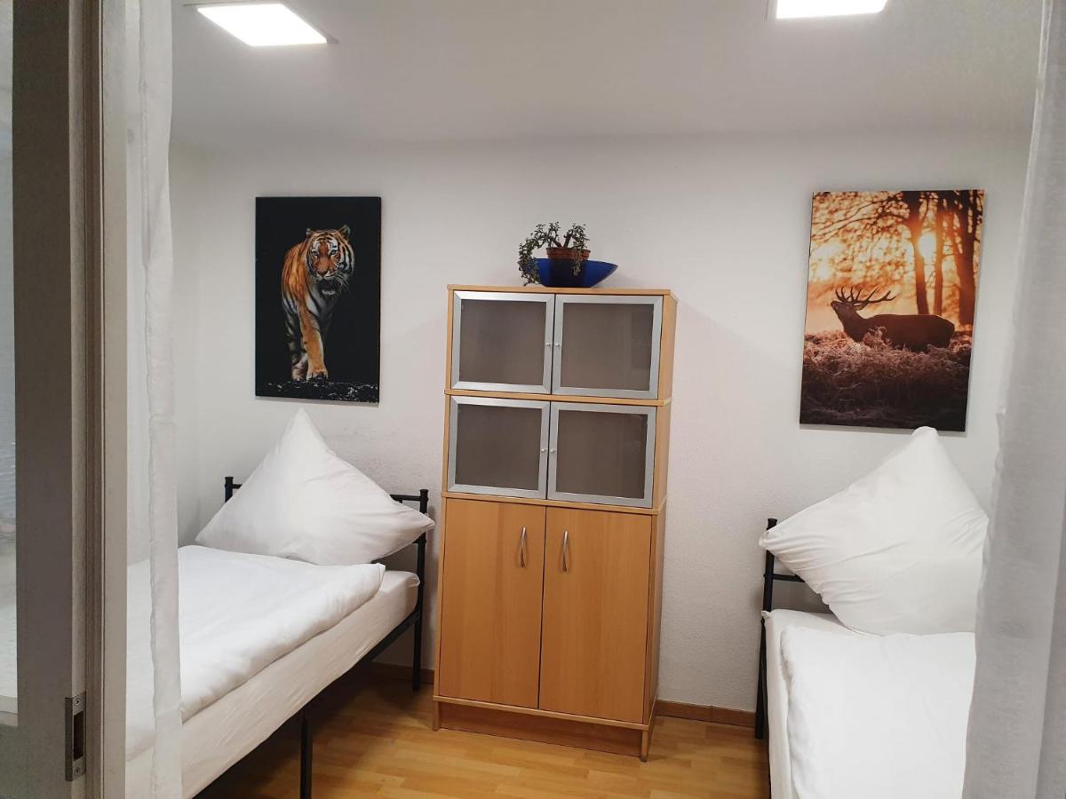 Ferienwohnung/Montagewohnung パーダーボルン エクステリア 写真