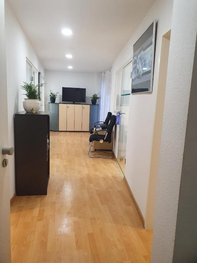 Ferienwohnung/Montagewohnung パーダーボルン エクステリア 写真